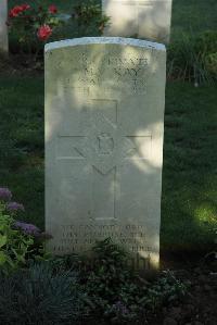Vermelles British Cemetery - MacKay, John