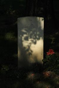 Vermelles British Cemetery - MacPherson, John Thomas