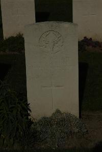 Vermelles British Cemetery - Marshall, R J