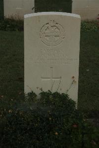 Vermelles British Cemetery - Martin, Cecil Hampson