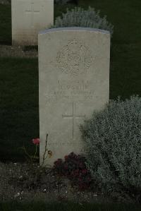 Vermelles British Cemetery - Martin, John