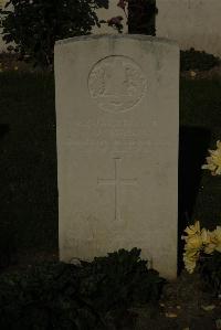 Vermelles British Cemetery - Mason, John