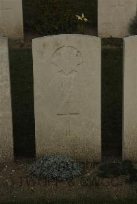 Vermelles British Cemetery - Masterson, Michael
