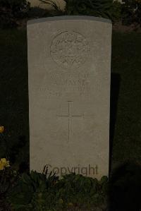 Vermelles British Cemetery - Mayne, A