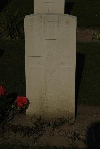 Vermelles British Cemetery - McAllister, Thomas