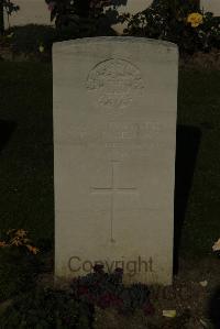 Vermelles British Cemetery - McGehan, T