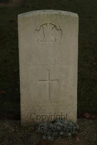 Vermelles British Cemetery - McKay, Neil