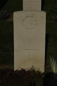 Vermelles British Cemetery - McKie, Robert Corrie