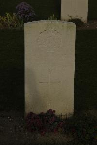 Vermelles British Cemetery - McQuade, Hugh