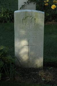 Vermelles British Cemetery - McWilliam, Hamish