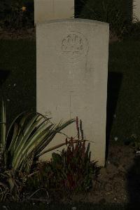 Vermelles British Cemetery - Measey, F G