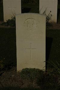 Vermelles British Cemetery - Meikle, Thomas M.