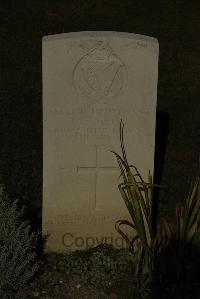 Vermelles British Cemetery - Millar, James Lytton