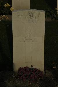 Vermelles British Cemetery - Mitchell, C