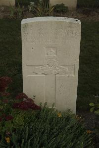 Vermelles British Cemetery - Mitchell, William