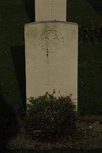 Vermelles British Cemetery - Montague, Alexander