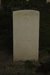 Vermelles British Cemetery - Moreland, Cecil Richard