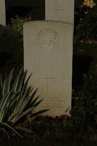 Vermelles British Cemetery - Mossop, Thomas Lindsay Abbott