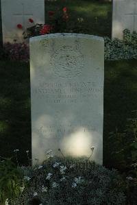 Vermelles British Cemetery - Muir, Nathaniel Jones