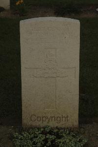 Vermelles British Cemetery - Mungeham, Frederick Thomas