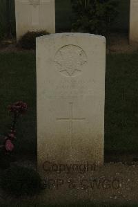 Vermelles British Cemetery - Murphy, James