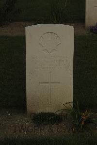 Vermelles British Cemetery - Murphy, W