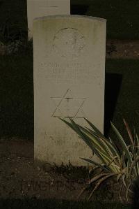 Vermelles British Cemetery - Newman, Neville