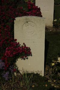 Vermelles British Cemetery - Nimmo, Peter