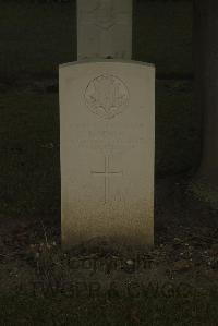 Vermelles British Cemetery - North, E