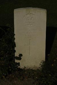 Vermelles British Cemetery - Payne, Clifford