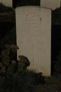 Vermelles British Cemetery - Payne, W