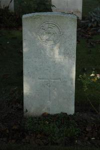 Vermelles British Cemetery - Peat, A