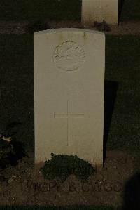 Vermelles British Cemetery - Pimm, George