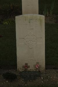 Vermelles British Cemetery - Pratt, William