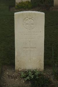 Vermelles British Cemetery - Proctor, W