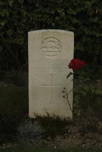 Vermelles British Cemetery - Pulfer, Albert Dennis