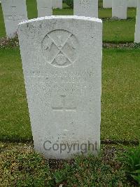 Vermelles British Cemetery - Raban, Richard Bassett Cockburn