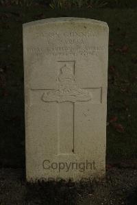 Vermelles British Cemetery - Rarity, George