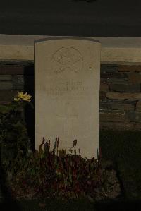 Vermelles British Cemetery - Richardson, Thomas
