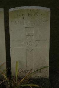 Vermelles British Cemetery - Riggs, Frederick Ernest