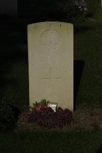 Vermelles British Cemetery - Roberts, A E