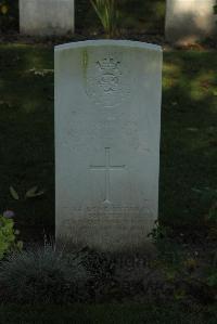 Vermelles British Cemetery - Robinson, Thomas