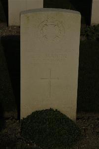 Vermelles British Cemetery - Romanini, L