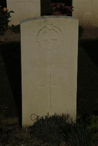 Vermelles British Cemetery - Rowntree, W