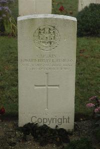 Vermelles British Cemetery - Rushton, Edward Birley Lever