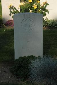 Vermelles British Cemetery - Ruth, W A