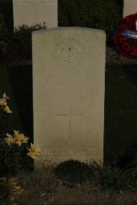 Vermelles British Cemetery - Scott, James