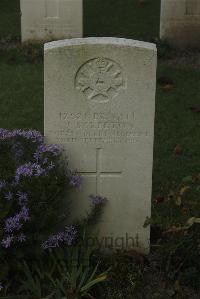 Vermelles British Cemetery - Screeton, J