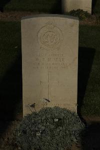 Vermelles British Cemetery - Sear, William Fredrick Henry