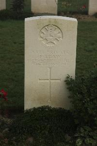 Vermelles British Cemetery - Shaw, Frederick